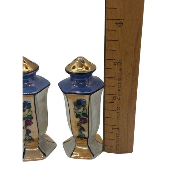 Japan Lusterware Salt & Pepper Shakers Handpainted Gilded Ornate Set Vintage - Picture 2 of 10